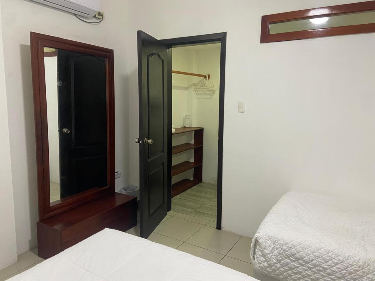 Carpao Lodging Galapagos Puerto Ayora  Eksteriør billede